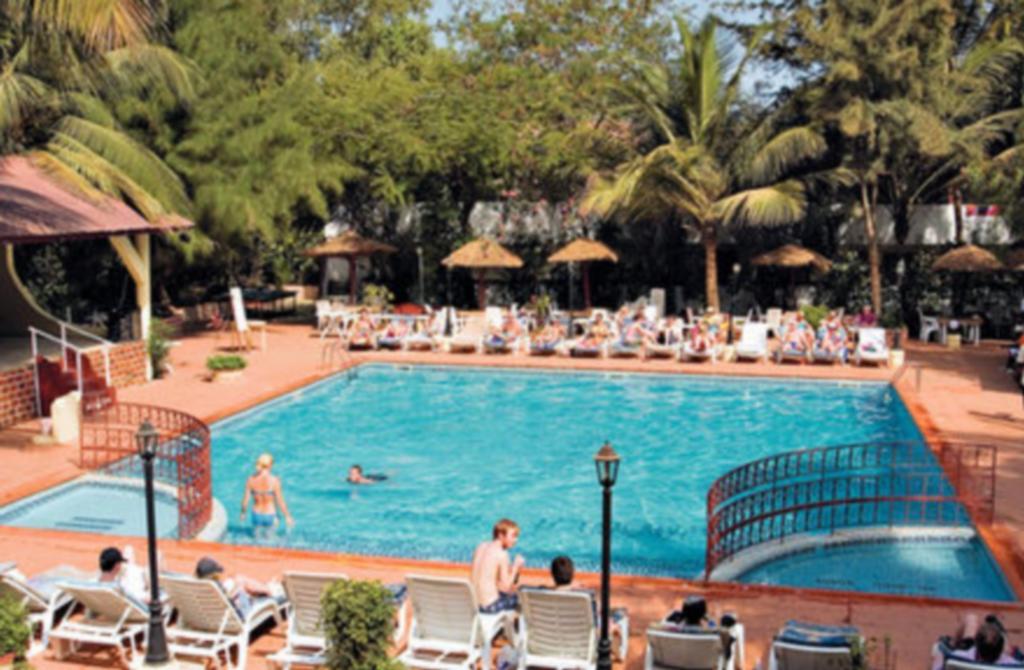 Badala Park Hotel Kotu Exterior foto