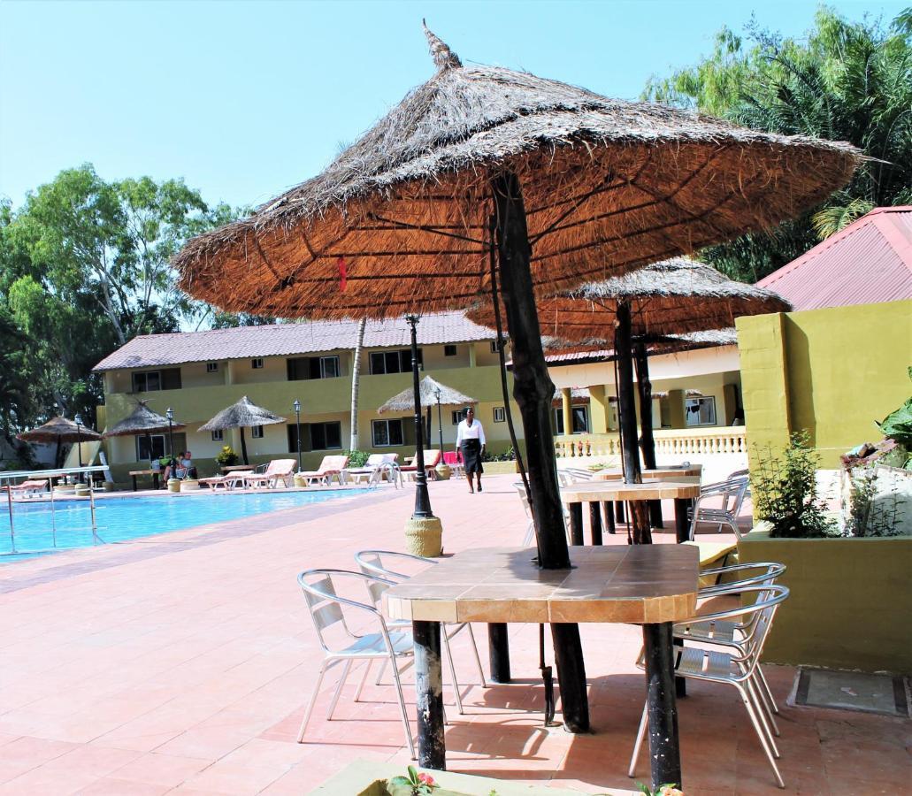 Badala Park Hotel Kotu Exterior foto